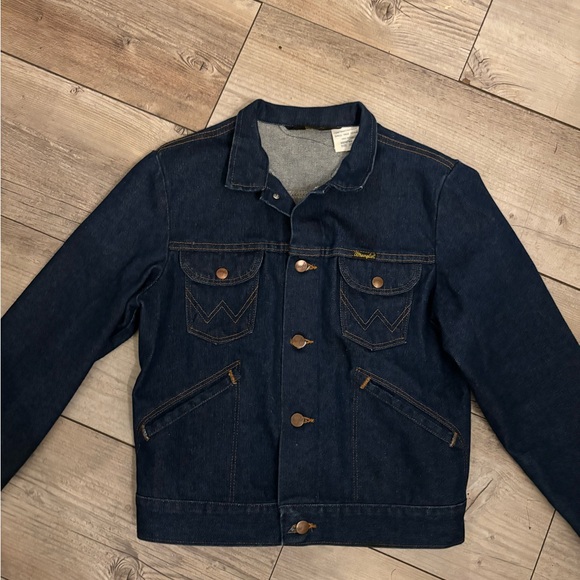 VINTAGE WRANGLERS RARE NEVER WORN 1970s DENIM TRUCKER JACKET LIKE NEW! Small - Picture 4 of 13